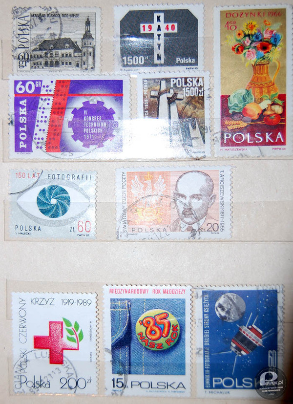 Klasery ze znaczkami – Kiedyś zbieranie znaczków to było jedno z bardziej popularnych hobby. 