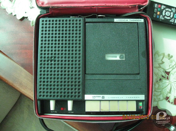 ZRK MK-125 – Magnetofon kasetowy, przenośny, oparty na licencji francuskiej f-my Thomson. 