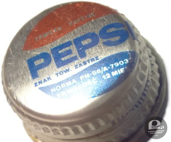 Nakrętka po szklanej Pepsi – Na samą myśl czujemy bąbelki idące przez nos. 