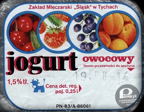 Taki jogurt plus bułkę kupowało się na długich przerwach w podstawówce:) Pamiętacie ten smak? –  