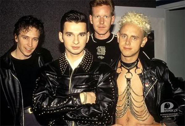 Depeche Mode – W lipcu, na warszawskim Torwarze, odbył się pierwszy w Polsce koncert zespołu Depeche Mode, na którym kolektyw Pewexu bawił się znakomicie! ;-) 
