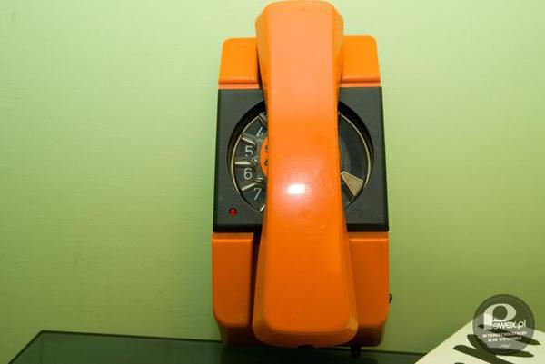 Telefon Bratek w kolorze pomarańczy –  