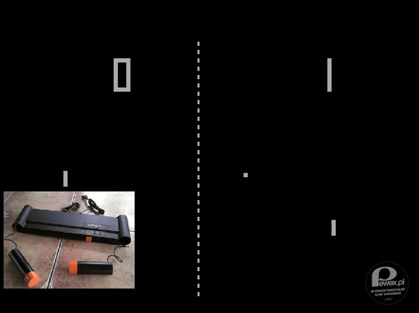 Pong - siła w prostocie – Gra komputerowa będąca symulacją tenisa stołowego przy użyciu grafiki dwuwymiarowej. Celem rozgrywki jest pokonanie przeciwnika poprzez uzyskanie wyższego wyniku punktowego. Gra wydana została w 1972 roku przez Atari i jest jedną z najstarszych przeznaczonych na automaty. 