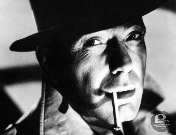 Humphrey Bogart (1899–1957) – &quot;Problem ze światem polega na tym, że wypił trzy kieliszki mniej ode mnie&quot; 