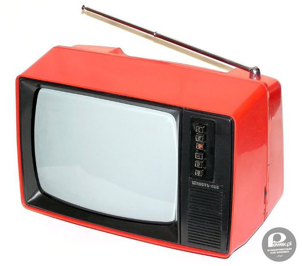 Stary radziecki telewizor – Pamiętacie jaki to model? 