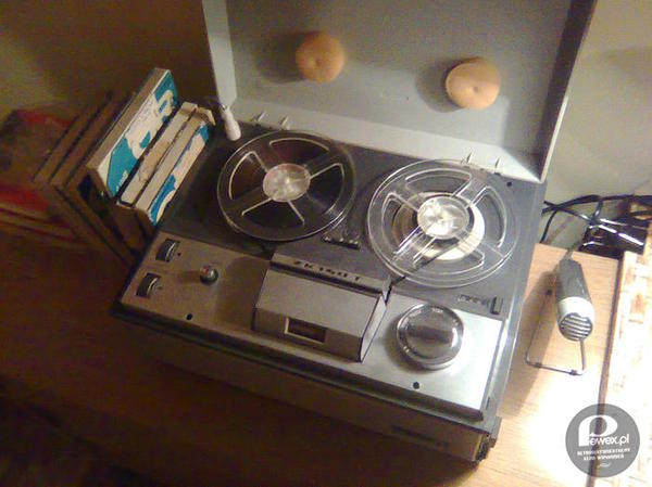 To jest mój magnetofon z 1974 roku – Młodość mojego wujka melomana zamknięta we flagowej maszynie z Zakładów Radiowych im. Kasprzaka 