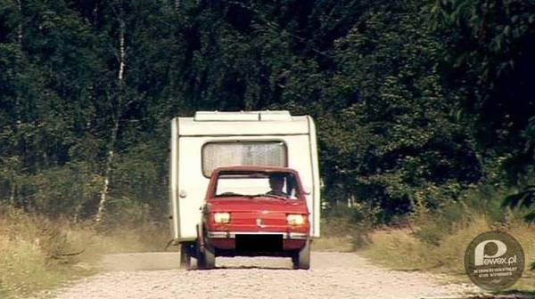 Fiat 126p w wyprawie na kemping – Nie narzekało się, tylko się jechało. 