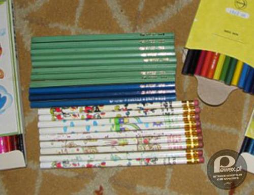 Pamiętacie te ołówki? – I kolejki pod papierniczym? 