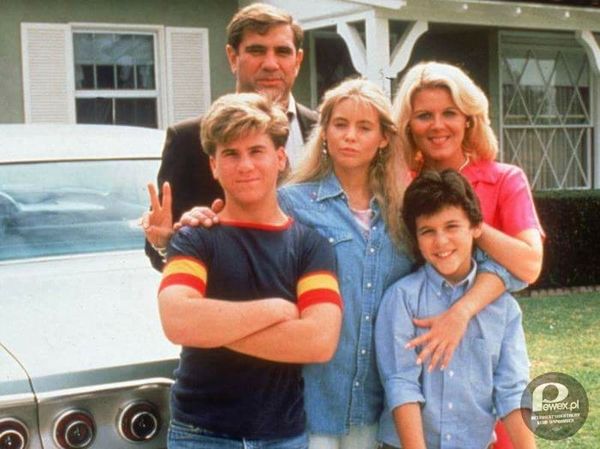 Cudowne lata – ang. The Wonder Years – amerykański serial telewizyjny emitowany przez American Broadcasting Company (ABC) w latach 1988–1993 