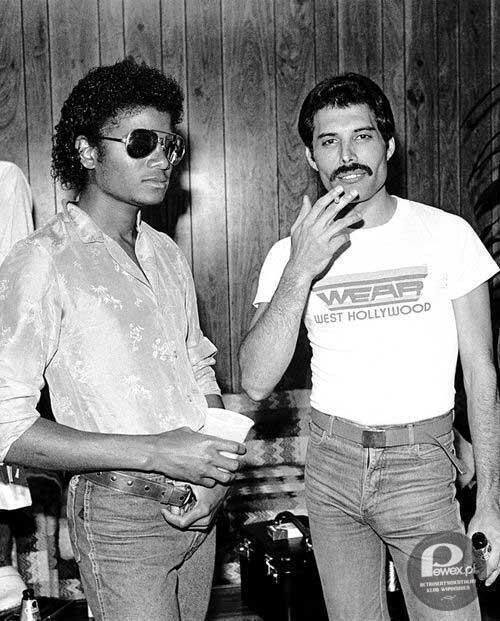 Michael Jackson i Freddie Mercury w 1980 roku. –  